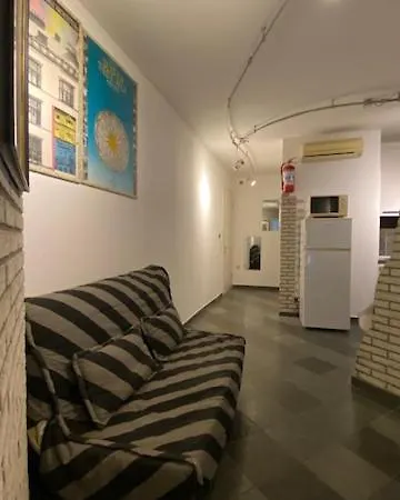 Dormire In Centro Galleria 16 Cavana Appartamento *